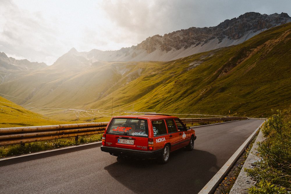 Budapest Rally, een avontuurlijke roadtrip door Europa langs de mooiste routes.